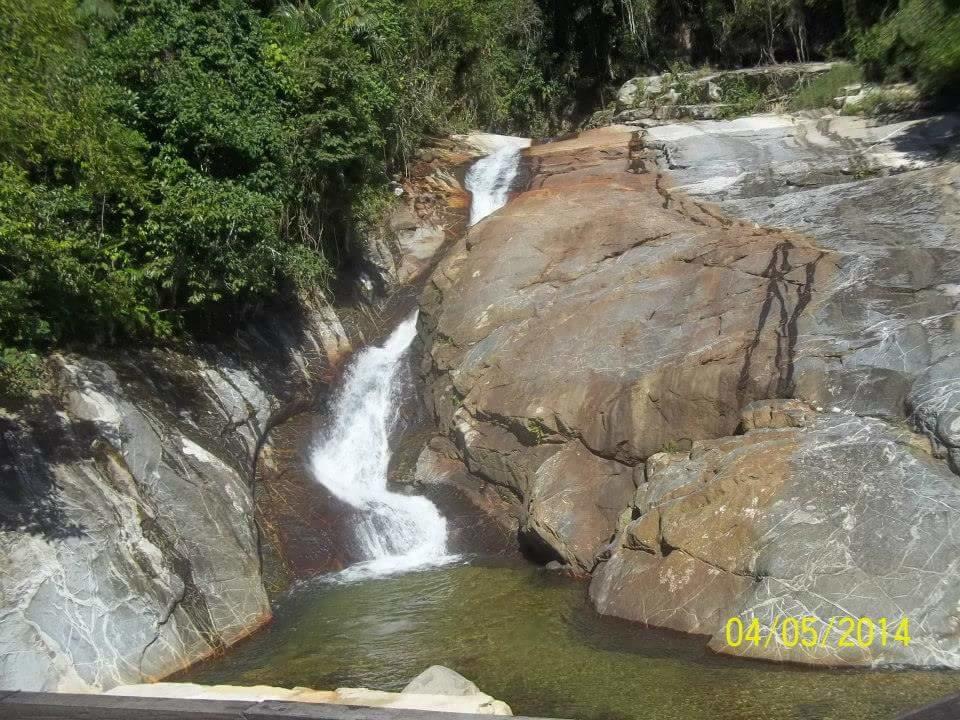 ホテルFazenda Agua Encantada アングラドスレイス エクステリア 写真