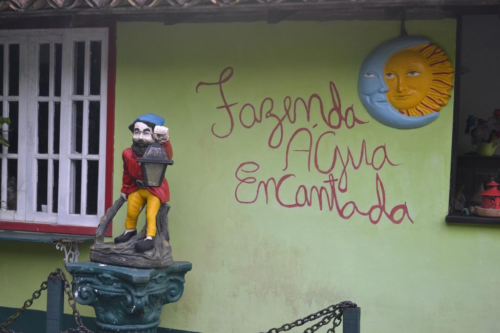 ホテルFazenda Agua Encantada アングラドスレイス エクステリア 写真
