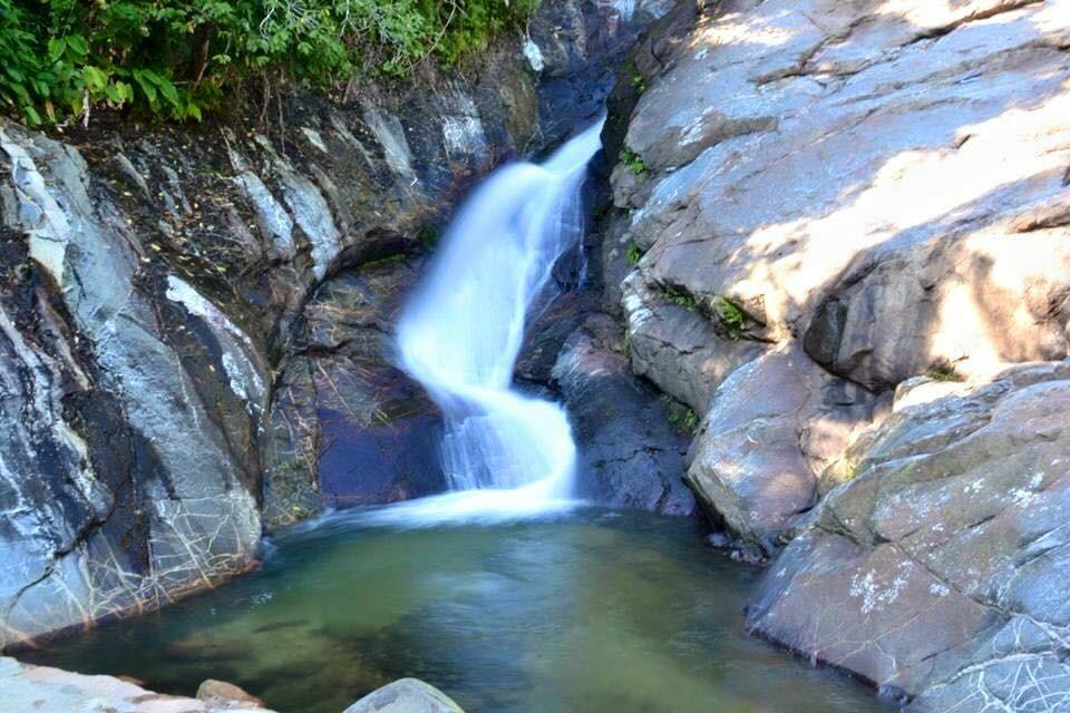 ホテルFazenda Agua Encantada アングラドスレイス エクステリア 写真