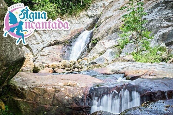 ホテルFazenda Agua Encantada アングラドスレイス エクステリア 写真